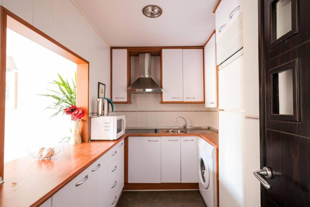 Cosy Apartment With Great Views On Old Town — Photos 1